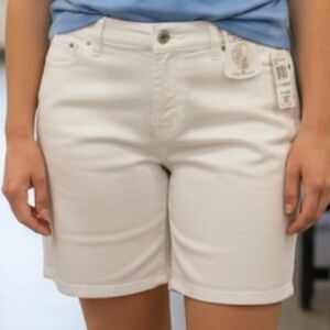 Curve Appeal‎ Curve Creator Womens 22W White Pull-on shorts NWT Style VNJ00588